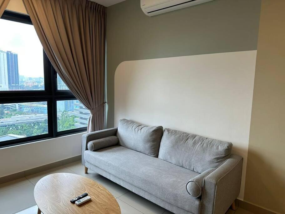 M Vertica Scandi By Veridian *